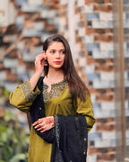 Mayal – Ezza Embroidered 3-Piece Lawn Set