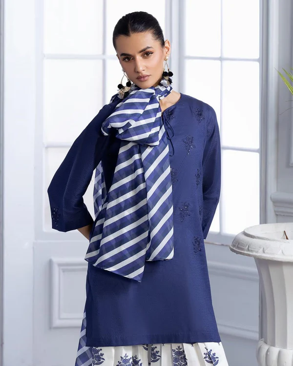 Blue Bloom – Luxury Embroidered 3-Piece Lawn Set with Digital Flaper