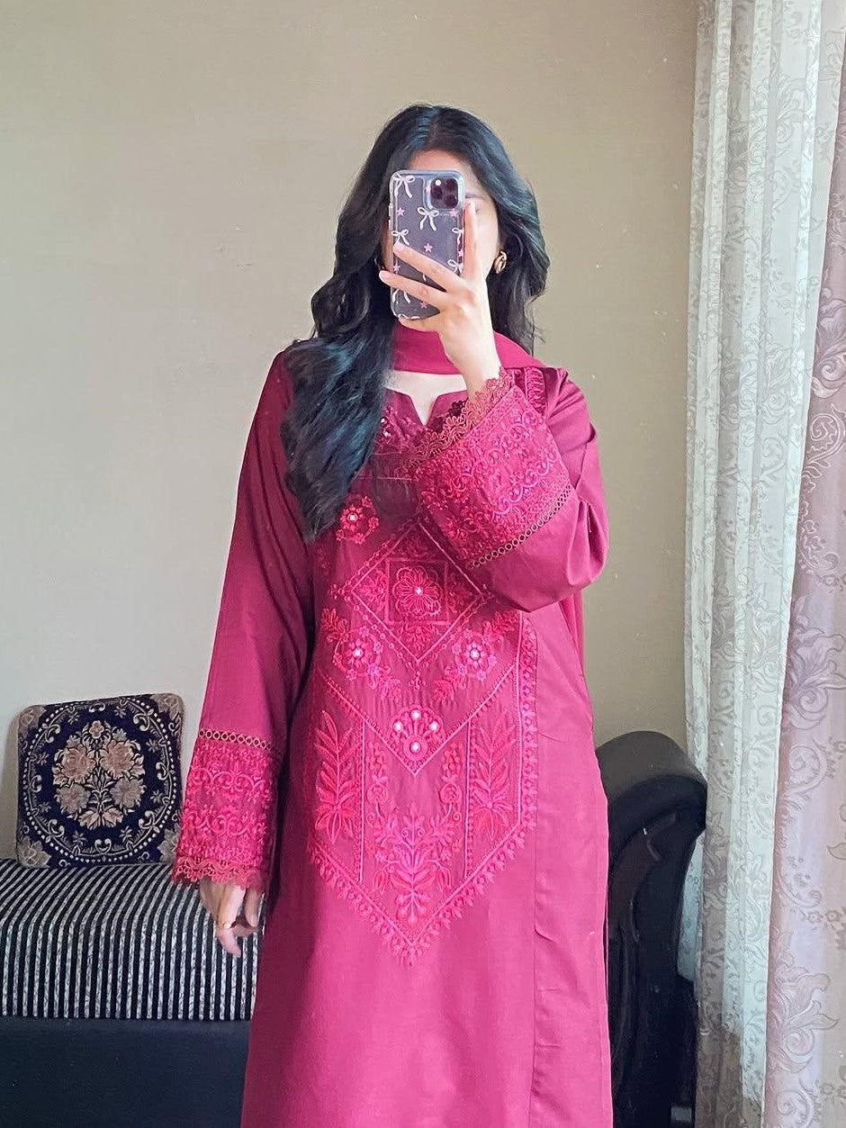 Roha – Luxury Embroidered 3-Piece Suit (Stitched)