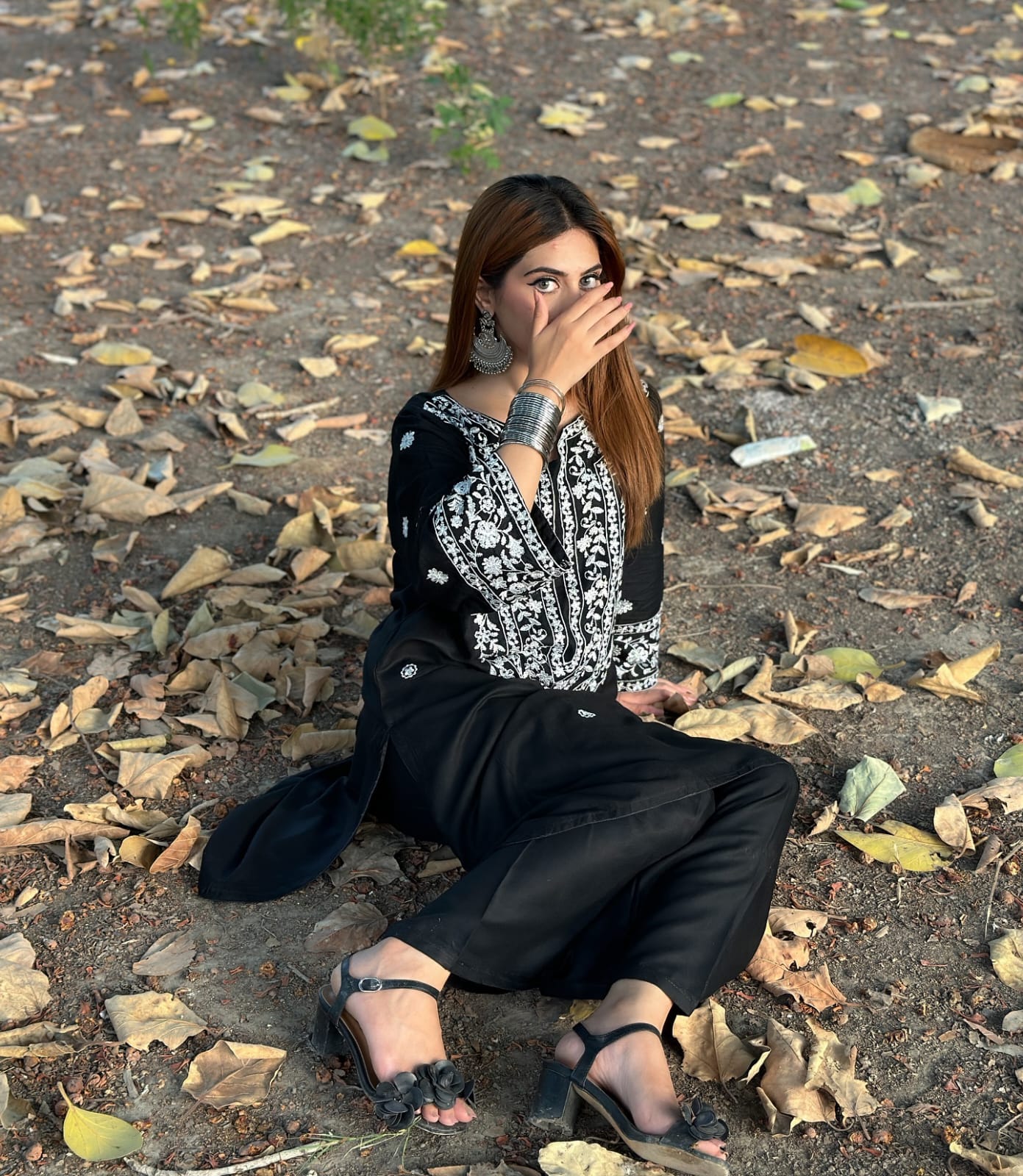 HINA – Embroidered Elegance 2-piece stitched set