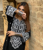 HINA – Embroidered Elegance 2-piece stitched set