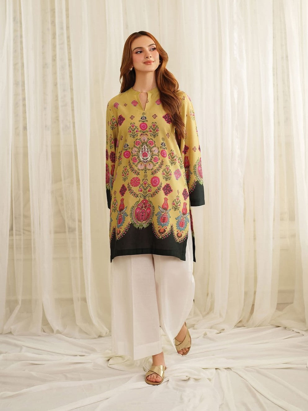 Arwa – Golden Bloom Digital Printed Co-Ord Set