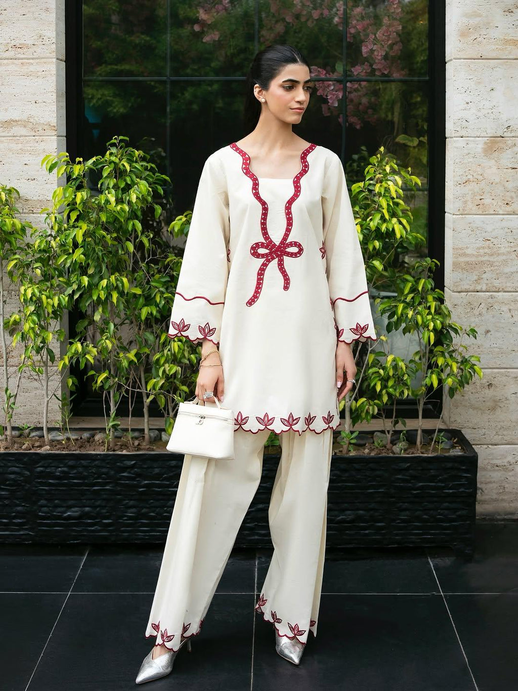 Zola – Luxury Embroidered 3-Piece Suit (Stitched)
