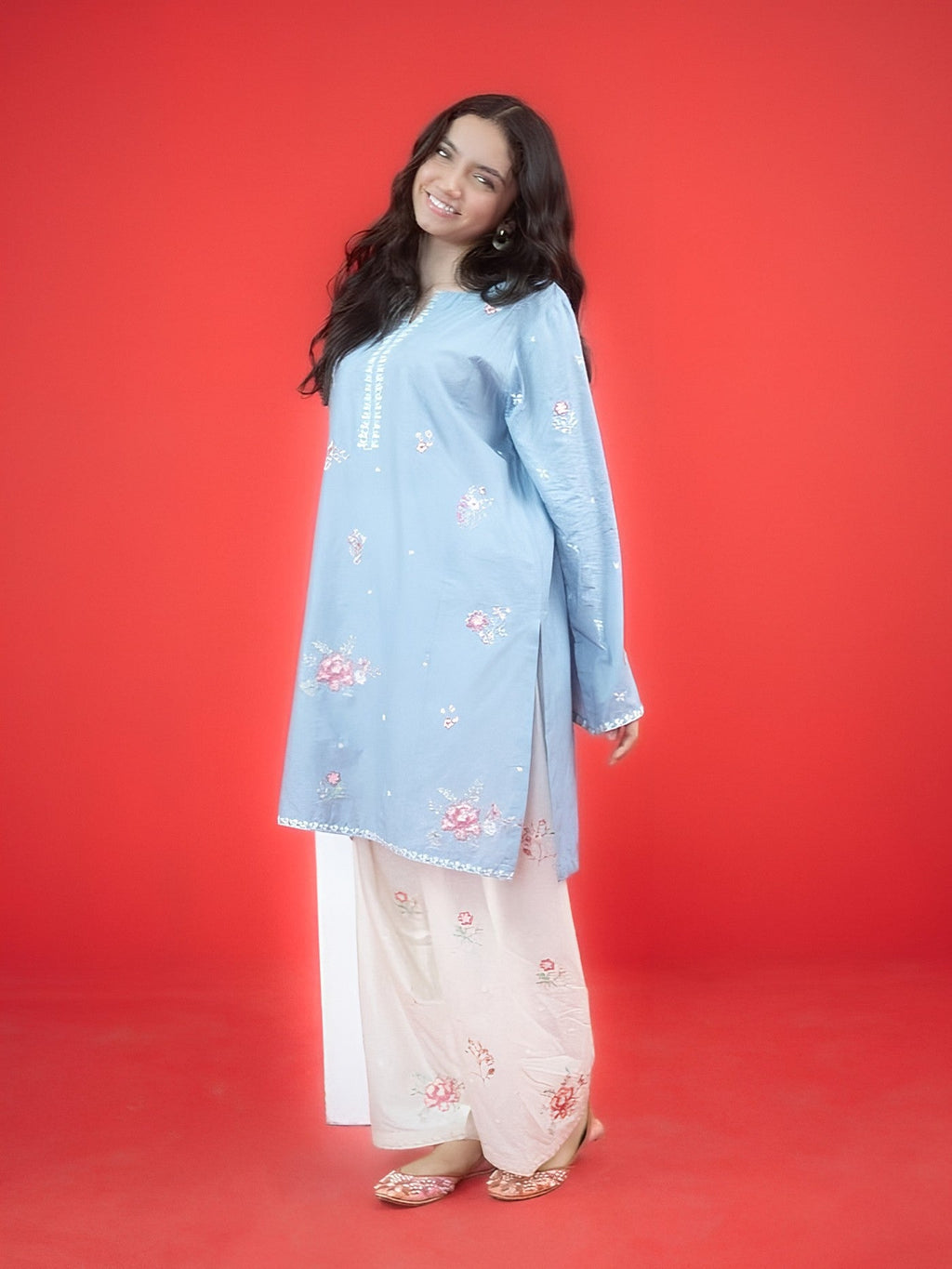 FIZA – Embroidered Pure Lawn 2-Piece (Shirt + Plazo)