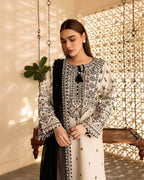 Zarish – Embroidered Lawn 3-Piece Set (Stitched)