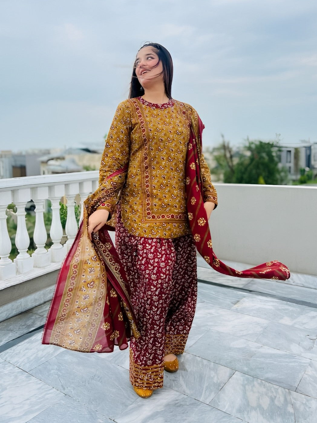 CHAMBEILI – Farshi Shalwar 3PC with Dupatta (stitched)